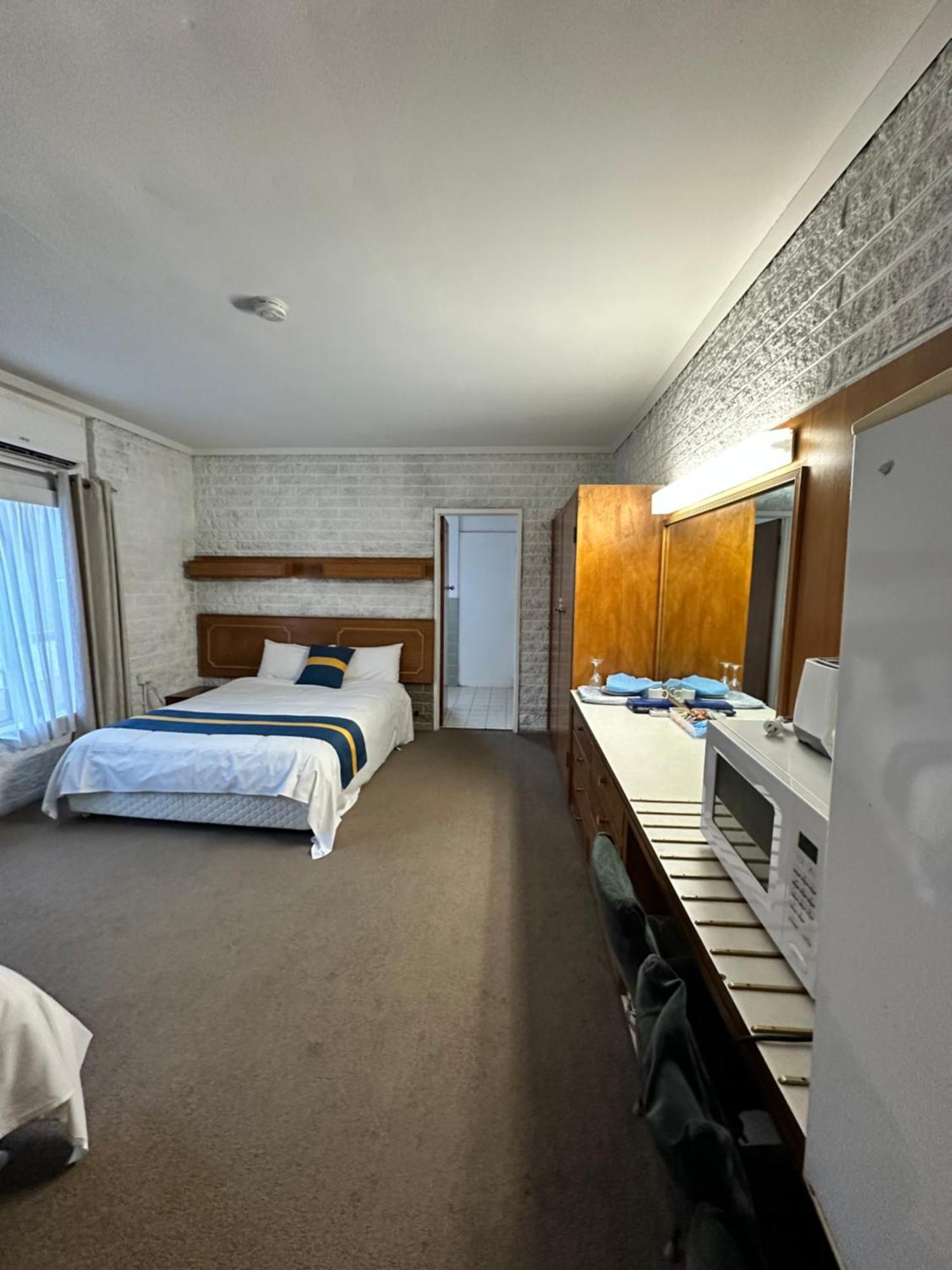 The Shamrock Hotel Балраналд Екстериор снимка